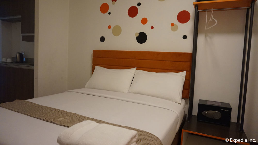 H Hotels - Metro North Uno Quezon City Exteriör bild