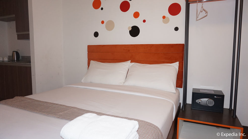 H Hotels - Metro North Uno Quezon City Exteriör bild
