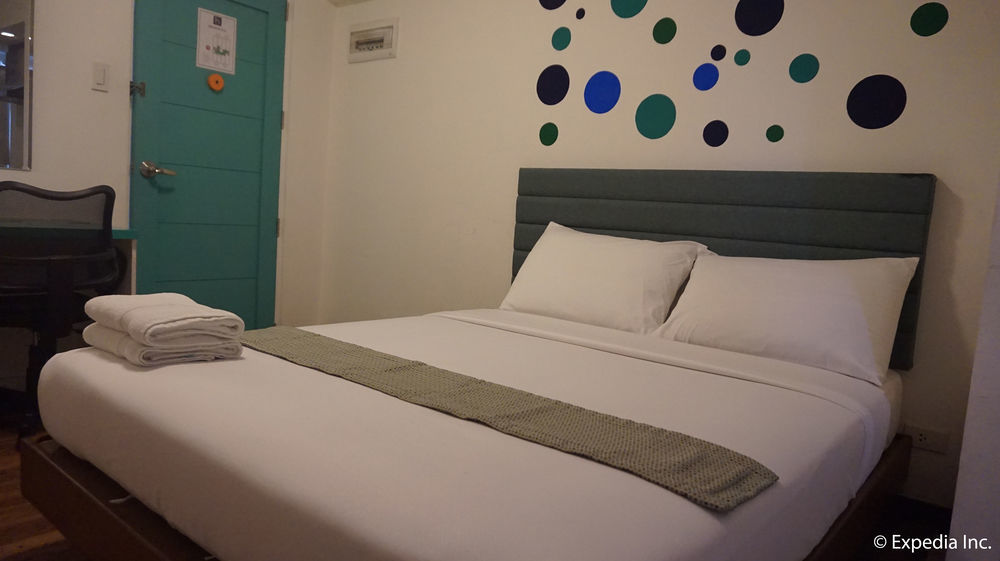 H Hotels - Metro North Uno Quezon City Exteriör bild